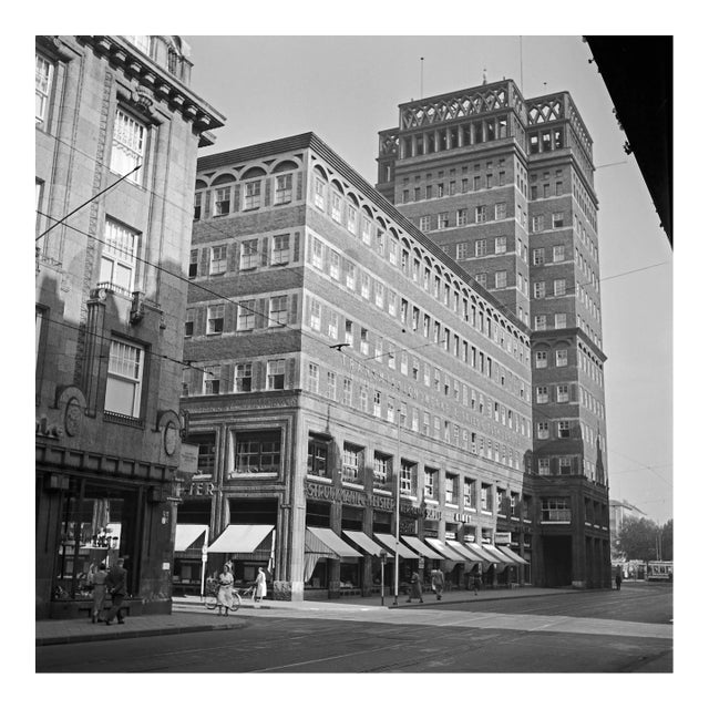 Wilhelm Marx Skyscraper at Duesseldorf City Centre, Germany 1937 For Sale