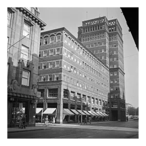 Wilhelm Marx Skyscraper at Duesseldorf City Centre, Germany 1937