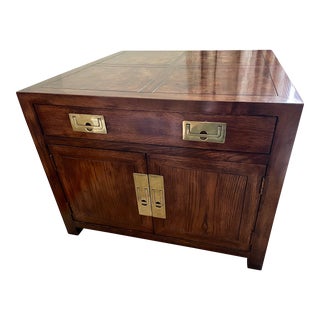 Mid 20th Century Henredon Burl Walnut End Table With Doors - Burlwood Hollywood Regency For Sale