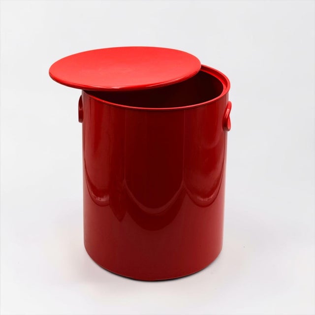Red Plastic Laundry Basket and Stool from Gedy, Italy, 1970s For Sale - Image 3 of 14