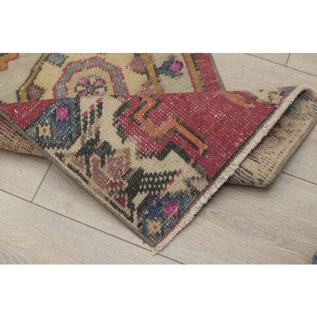 1970s Turkish Bohemian Style Geometric Oushak Doormat Rug For Sale - Image 9 of 13