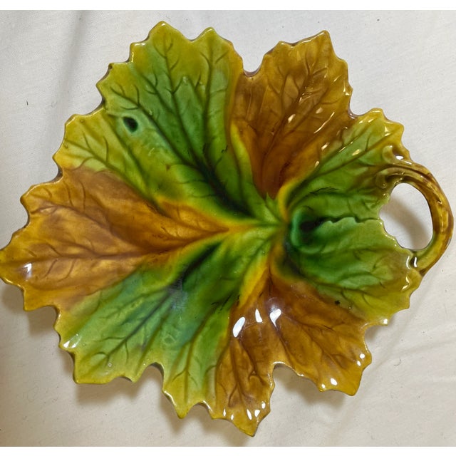 Antique Pair of Majolica Leaf Shaped Plates With Mottled Brown and Green Coloration From England - Circa 1860 For Sale In Dallas - Image 6 of 10