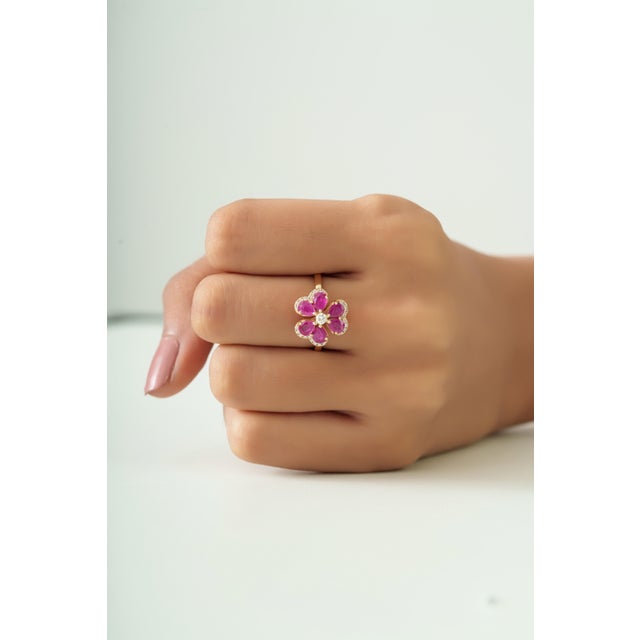 Ruby Red VRJewels Blooming 1.18ct Ruby Diamond Floral Cocktail Ring Size 9 in 14k Yellow Gold For Sale - Image 8 of 15