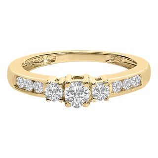 10K Yellow Gold 1/2 Cttw Diamond Three Stone Ring - Size 7.5 For Sale