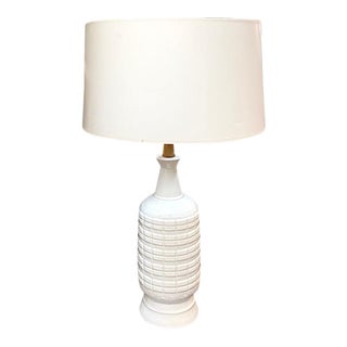 Mid Century White Ceramic Lamp With Angular Incised Patterns For Sale