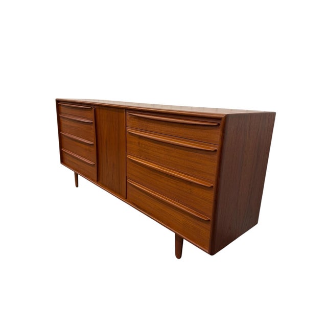 Mid-Century Modern Mid-Century Danish Modern Teak 9-Drawer Dresser - Refinished! For Sale - Image 3 of 12