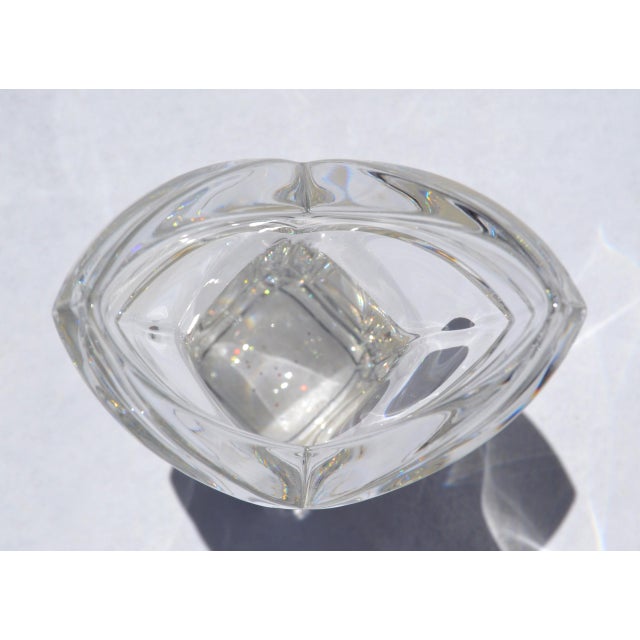 Mikasa Art Deco Heavy Crystal 8 Inch Vase v Shaped Mid-Century Modern For Sale In Miami - Image 6 of 13