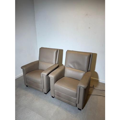 Electric Relax Chairs in Taupe Leather, Set of 2 For Sale - Image 5 of 8