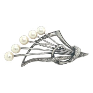 1990s Mikimoto Estate Akoya Pearl Brooch Pin Sterling Silver For Sale