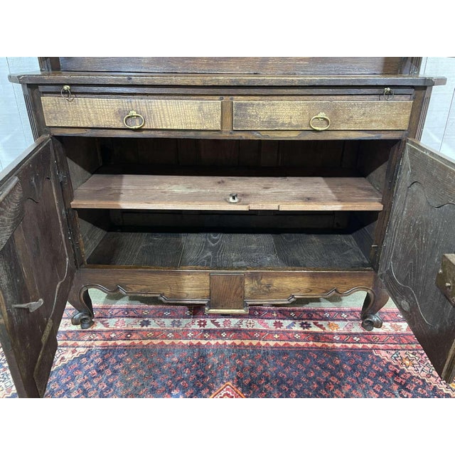 Antique Cabinet in Oak and Chestnut, 1700s For Sale - Image 13 of 18
