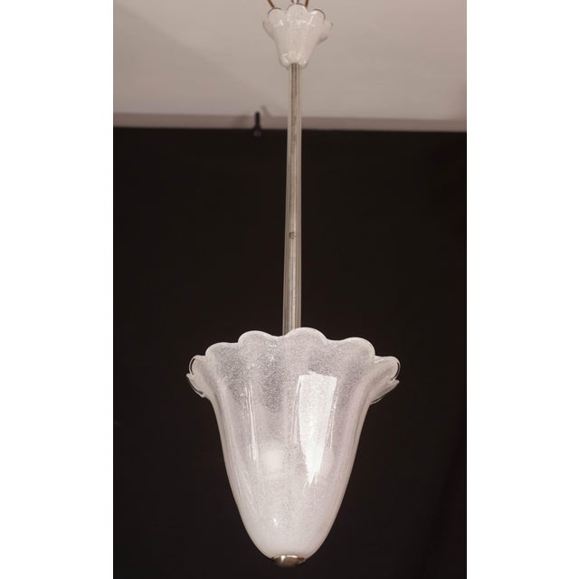 Wonderful Murano glass lantern in pulegoso glass from the last century. Attributed to the Seguso glassworks. Excellent...