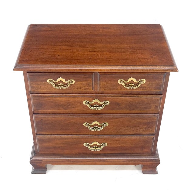 Chippendale 1970s Thomasville Chippendale Style Solid Cherry 4 Drawers Nightstand End Table For Sale - Image 3 of 10