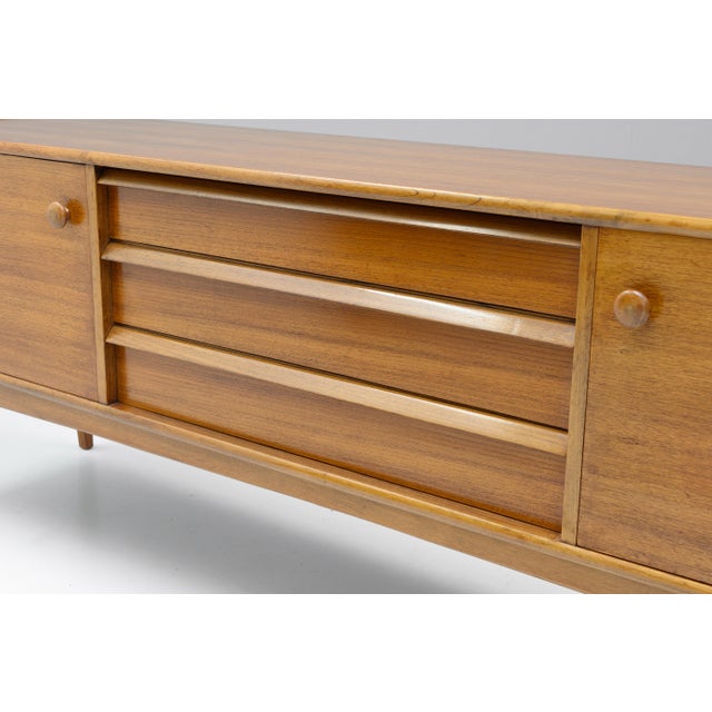 Wood Mid-Century Da Silva Sideboard by A. Younger for A. Younger Ltd., 1960s For Sale - Image 7 of 9