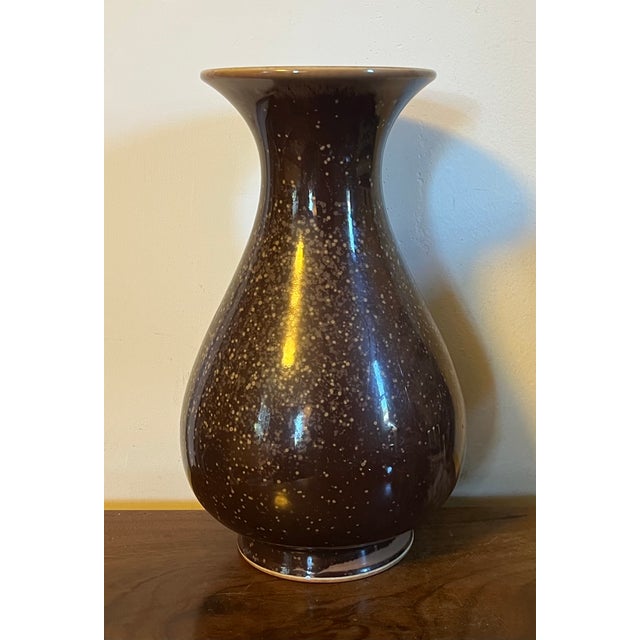 Ceramic Antique Early 20th Century Japanese Brown Speckled Glaze Baluster Shape Porcelain Vase For Sale - Image 7 of 17