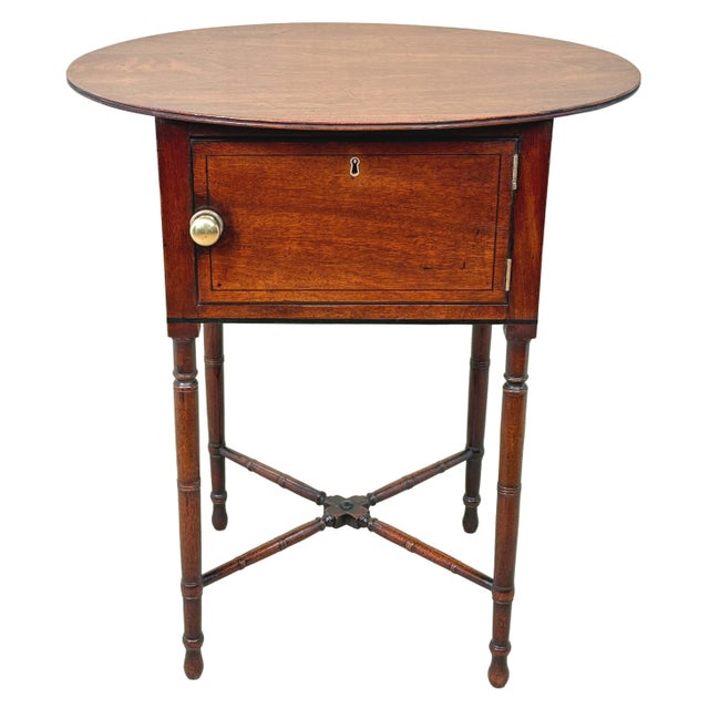 Early 19th Century Georgian Oval Top Occasional Table in Mahogany, 1815 For Sale - Image 10 of 11