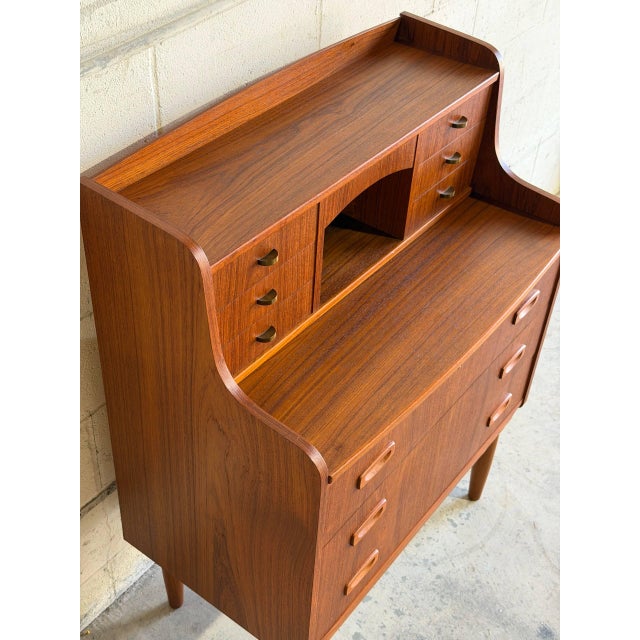 Mid-Century Modern Teak Brown Vanity Desk Secretary Bureau Combo Storage Cabinet Denmark 1960s For Sale - Image 3 of 10
