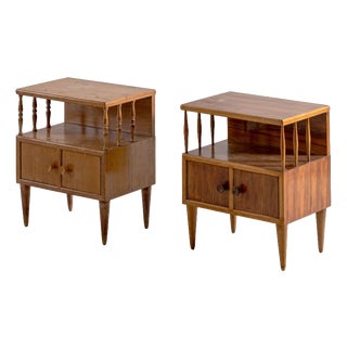 Walnut Bedside Tables attributed to Mario Cereghini, 1940s, Set of 2 For Sale