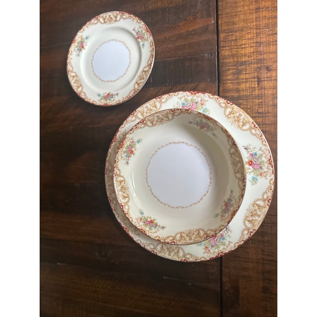 Traditional Vintage Noritake “M Japan” Floral Fine China Set – 8 Dinner Plates, 8 Bowls, 3 Bread Plates - 19 pcs For Sale - Image 3 of 9