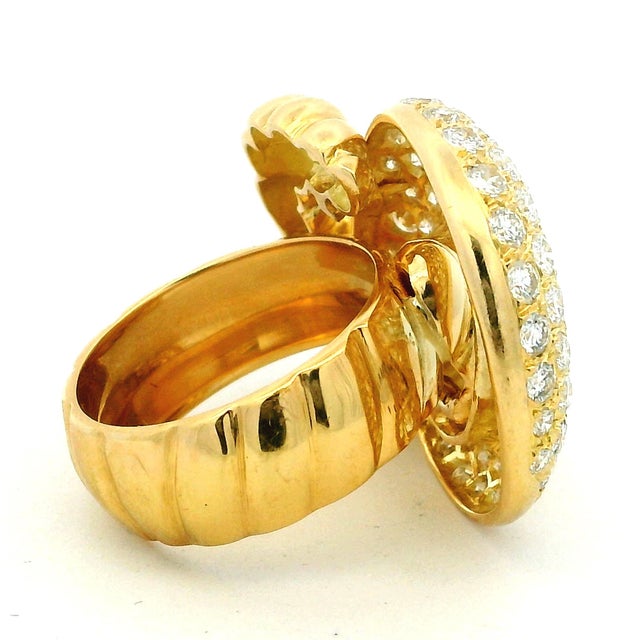 Mid-Century Modern 1970s Italian 18k Gold Diamond Swirl Cocktail Ring, 2.75 Carats, Size 7.5 For Sale - Image 3 of 16
