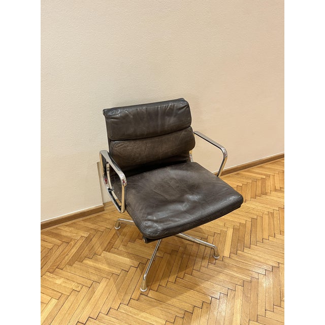 EA 207 Soft Pad Chair by Vitra in Dark Brown Leather, 1990s For Sale - Image 9 of 16