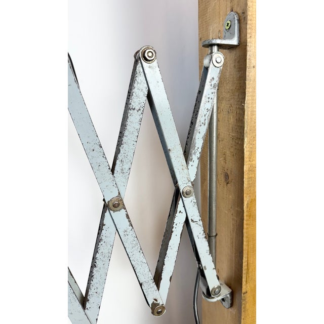 Industrial Scissor Wall Lamp by Curt Fischer for Midgard, 1930s For Sale - Image 4 of 18
