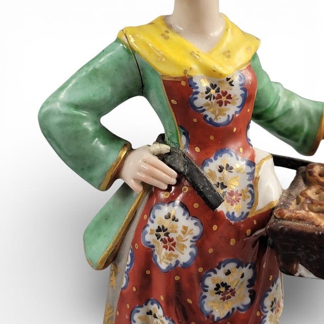 Purple English Bun Seller Figure from Derby Porcelain, 1800s For Sale - Image 8 of 12