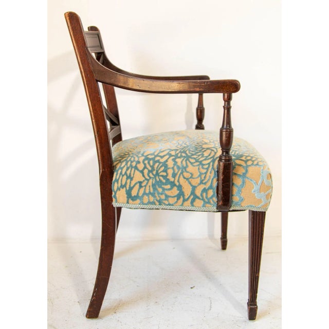 Hollywood Regency Vintage Carved Wood Side Chair Hollywood Regency English Style For Sale - Image 3 of 13