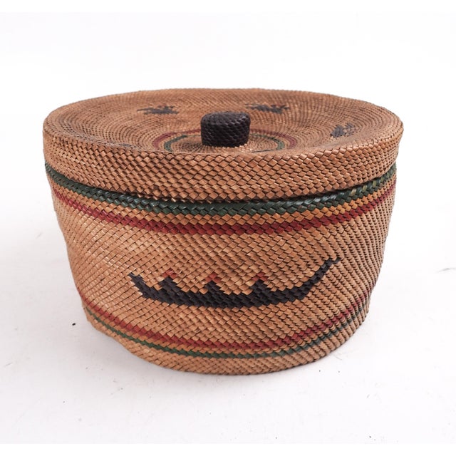 Early 20th century finely woven Makah or Nuu-chah-nulth Indian basket, easily attributed handmade Native American work ....