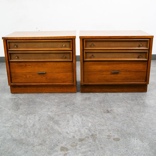 Mid Century Modern Nightstands End Side Tables Cane Wood Oak Founders 2 Drawer, Pair For Sale In Sacramento - Image 6 of 12