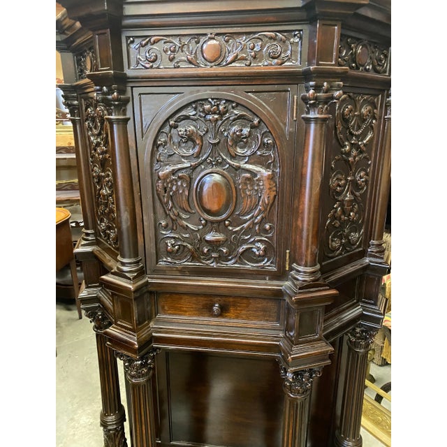 Rich Dark Walnut Hand Carved Antique English Court Cupboard For Sale In Philadelphia - Image 6 of 12