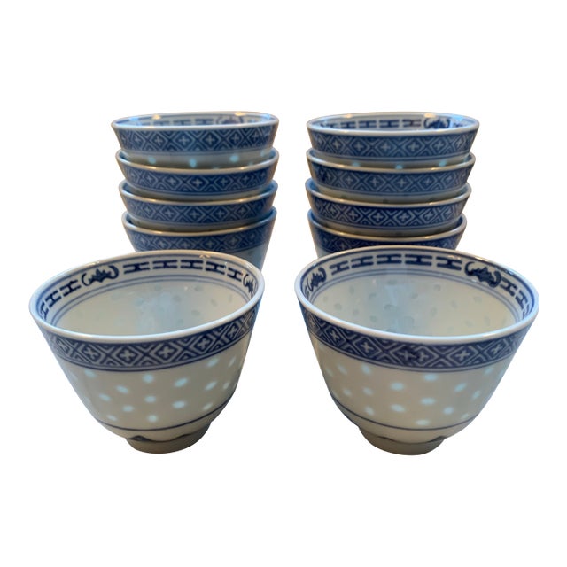 Vintage Blue & White Chinese Porcelain Tea or Sake Cups Set of 10 For Sale