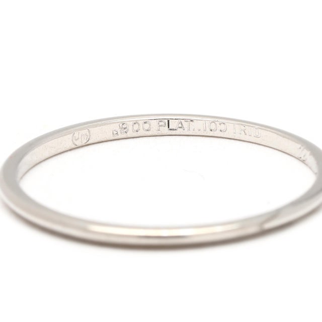 1970s Art Deco Knife Edge Thin Band Ring, Platinum, Ring Size 6.5 For Sale - Image 4 of 8