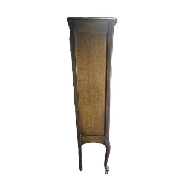 Early 20th Century Antique Queen Anne Style Walnut Display Cabinet Bookcase Curio, C. 1920s For Sale - Image 5 of 13