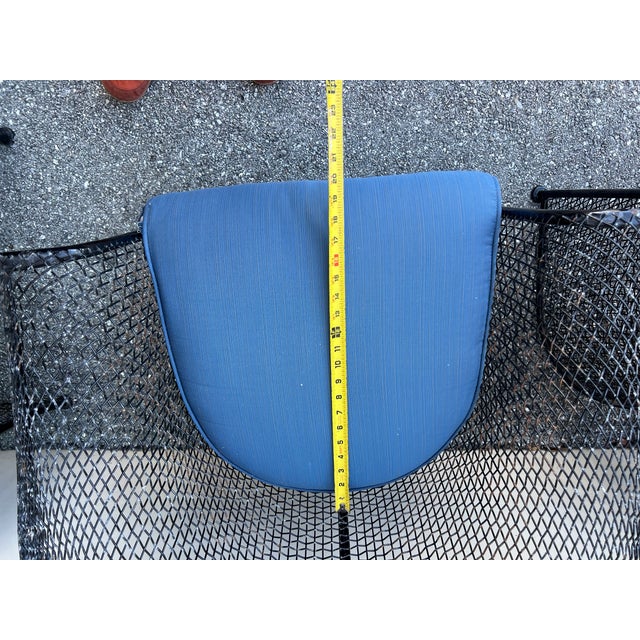 Vintage 1950s Sculptural Drape Wire Mesh Chairs Attributed to Russel Woodard, 4 Pieces For Sale In West Palm - Image 6 of 15