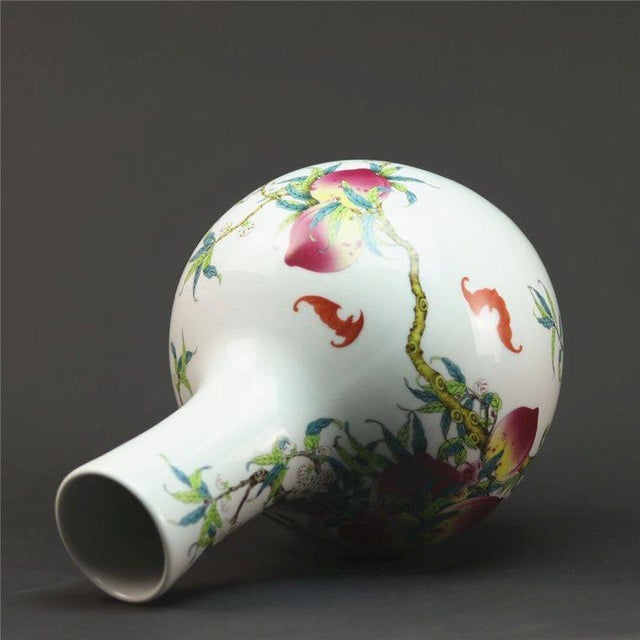 Large Chinese Famille Rose 