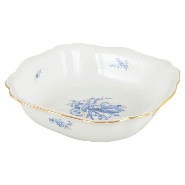 Porcelain Square Bowl with Blue Floral Motifs and Gilt Edge by Meissen, Germany For Sale - Image 5 of 5