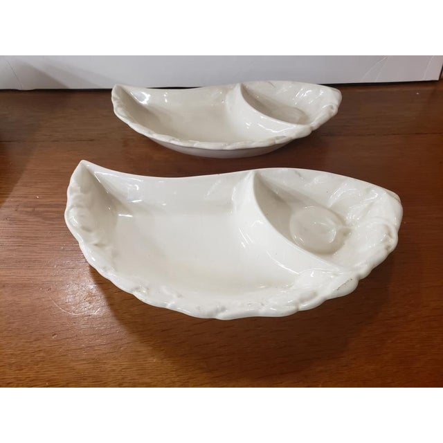 Pair of Vintage Belmar of California #406 Angel Wing Ceramic Divided Dishes For Sale - Image 4 of 4