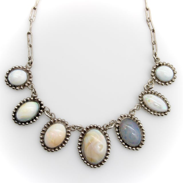 This 980 silver piece was made in the 1930’s or 1940’s, in the early days of Taxco, with locally sourced Mexican white...