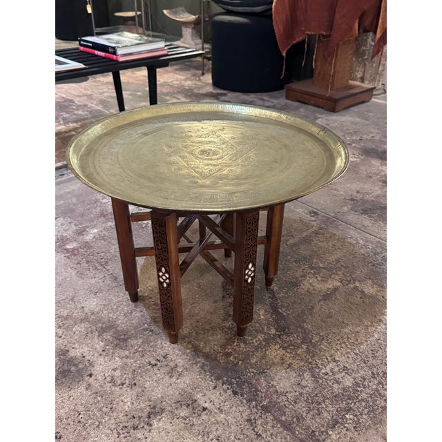 Mid 19th Century Antique Hand-Etched Brass Tray With Hand-Carved Walnut Wood Base and Mother-of-Pearl Inlay For Sale - Image 5 of 10