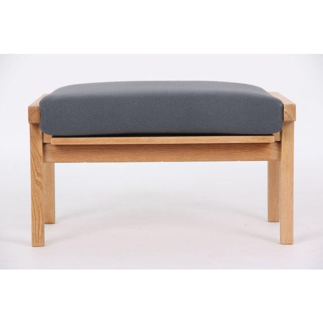 Vintage Footstool in Oak by Hans J. Wegner, 1970s For Sale - Image 6 of 6