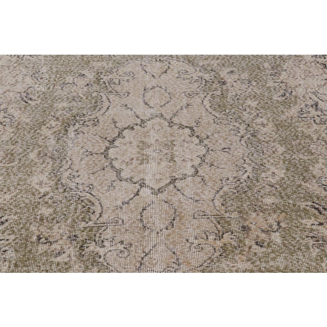 2010s Vintage Distressed Turkish Rug With Floral Medallion in Beige-Brown - Rug & Kilim For Sale - Image 5 of 10