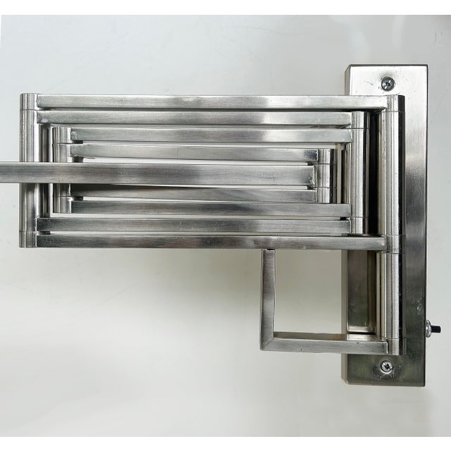 1970s Vintage Goffredo Reggiani Adjustable Italian Wall Sconce in Chrome For Sale - Image 5 of 8