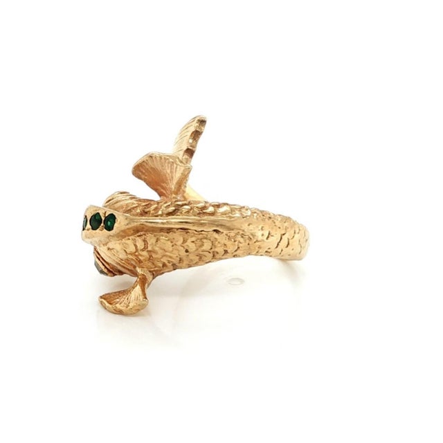 Mid 20th Century Diamond Emerald Fish Bypass Ring 14K Yellow Gold Size 5.5 For Sale In Miami - Image 6 of 6
