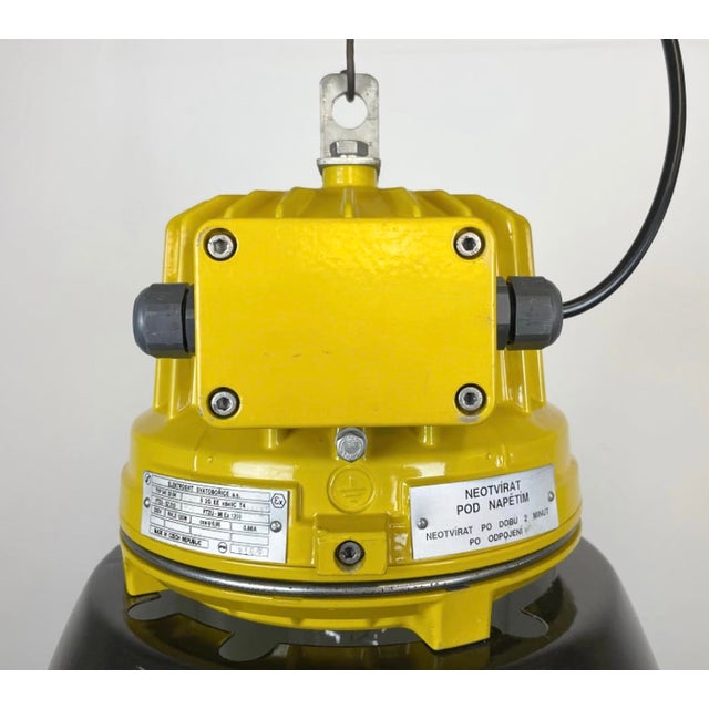 Industrial Industrial Yellow Explosion Proof Lamp with Black Enameled Shade from Elektrosvit, 1990s For Sale - Image 3 of 18