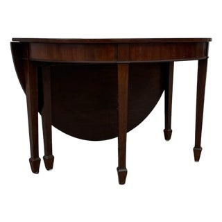 Vintage Federal Style Mahogany Gateleg Round Drop Leaf Dining Table For Sale