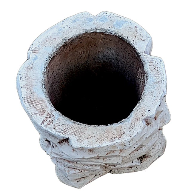 1986 White Washed Faux Stacked Riverstone Outdoor Cement Planter For Sale - Image 10 of 14