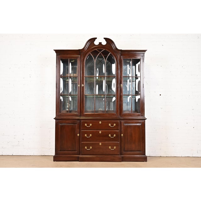 Ethan Allen Georgian Solid Cherry Wood Breakfront Bookcase Cabinet For Sale - Image 13 of 13