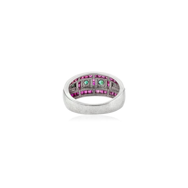 Metal Unique 2.23 Carat Ruby & Emerald Sterling Silver Dome Band Ring for Women - Size 7.5 For Sale - Image 7 of 11