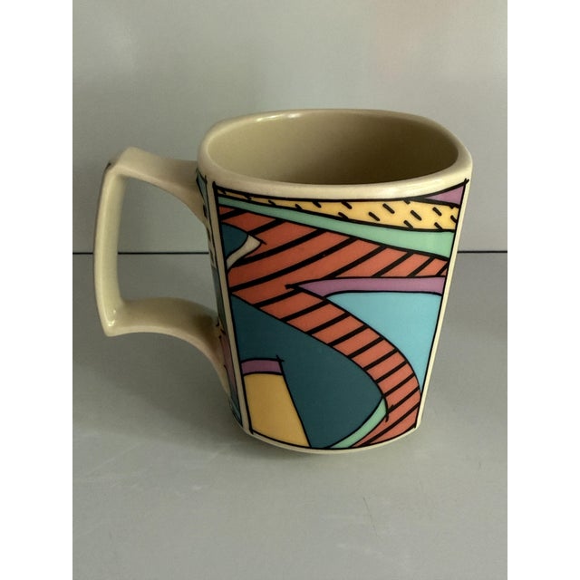Flash One Mug with Handle by Dorothy Hafner for Rosenthal, Germany, 1980s, in Flawless conditions. Designed 1980 to 1989...