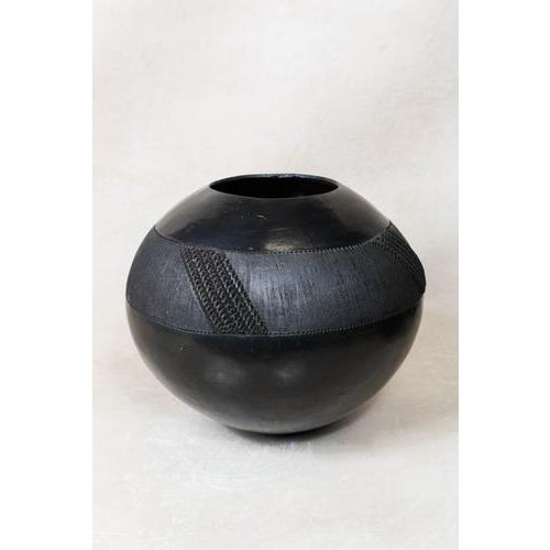 Zulu Pot in Clay For Sale - Image 5 of 5
